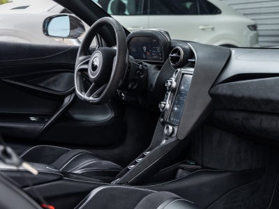 2020 McLaren 720S Base