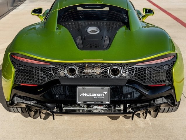 2025 McLaren Artura Base