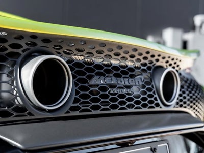 2025 McLaren Artura Base