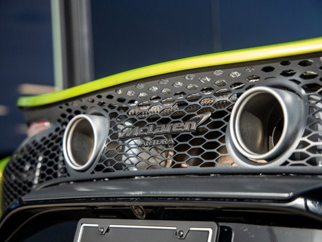 2025 McLaren Artura Base