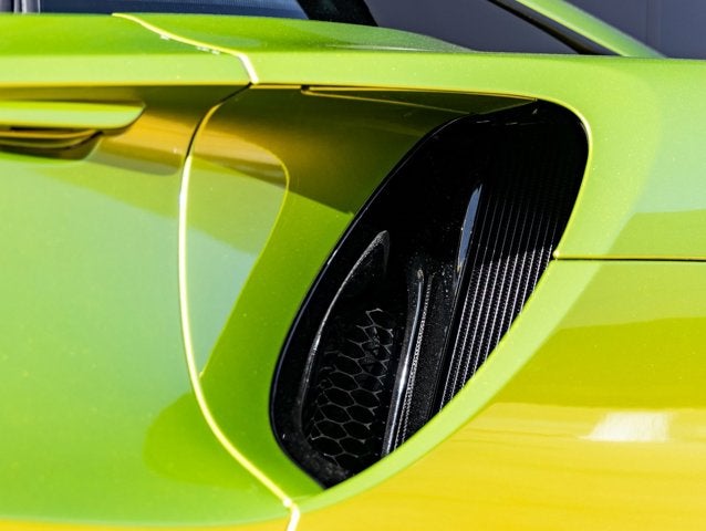 2025 McLaren Artura Base