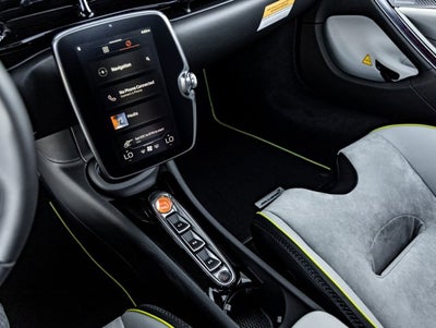 2025 McLaren Artura Base