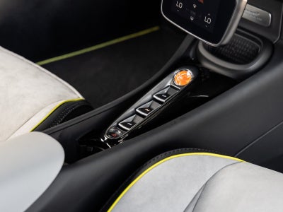 2026 McLaren Artura Base