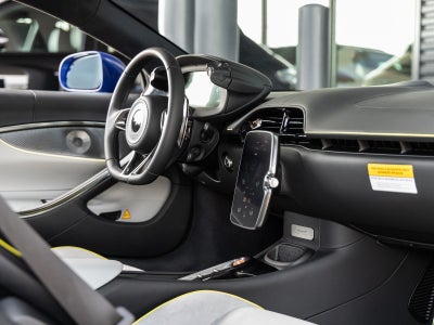 2026 McLaren Artura Base