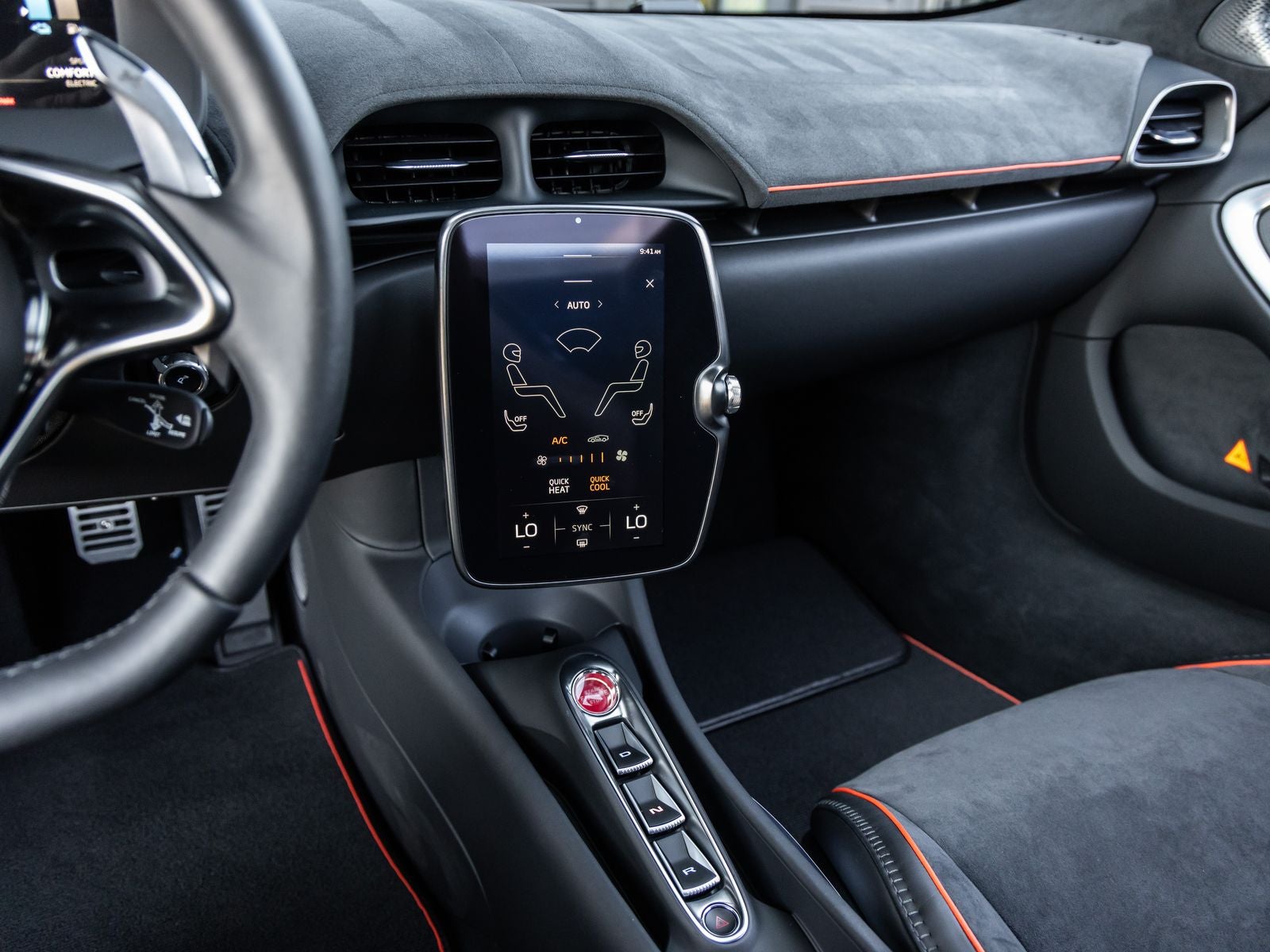 2024 McLaren Artura Base