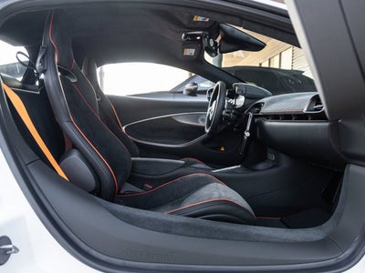 2024 McLaren Artura Base