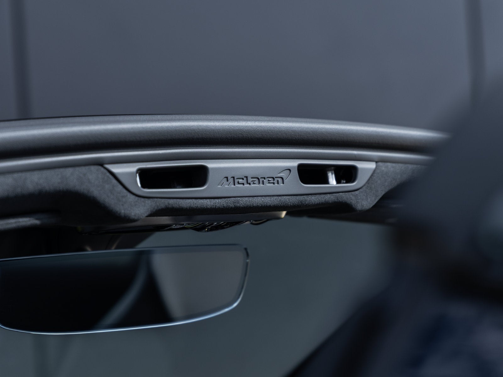 2027 McLaren Artura Base