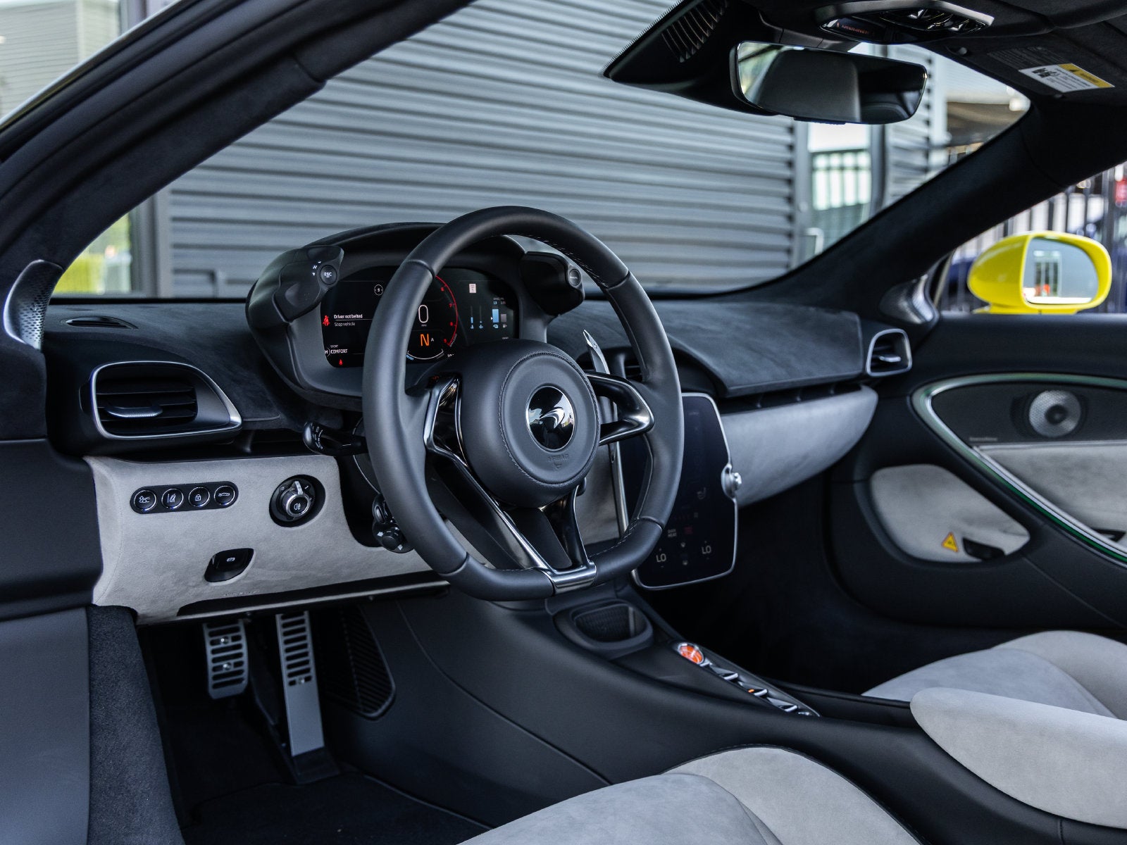 2027 McLaren Artura Base