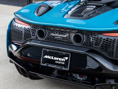 2026 McLaren Artura Base