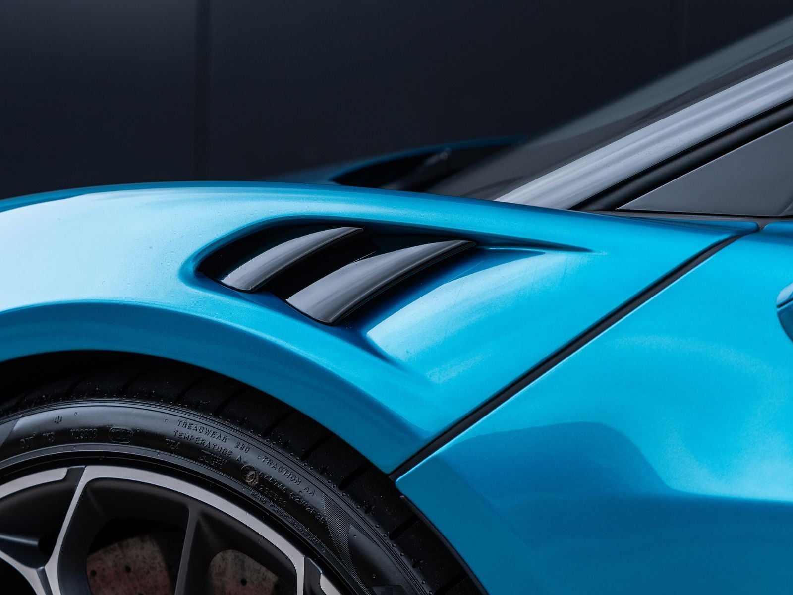 2026 McLaren Artura Base