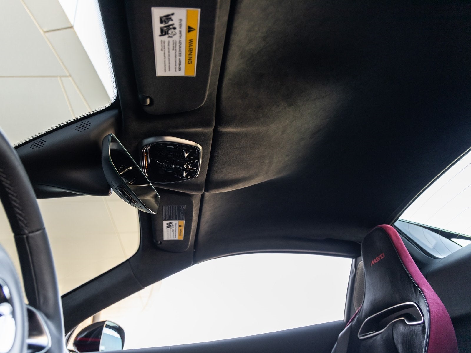 2025 McLaren Artura Base