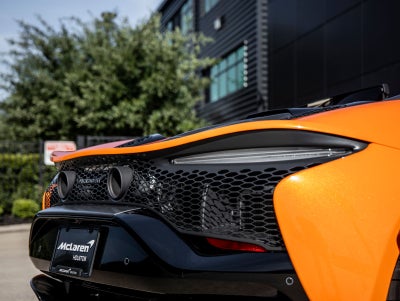 2026 McLaren Artura Base