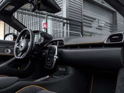 2026 McLaren Artura Base