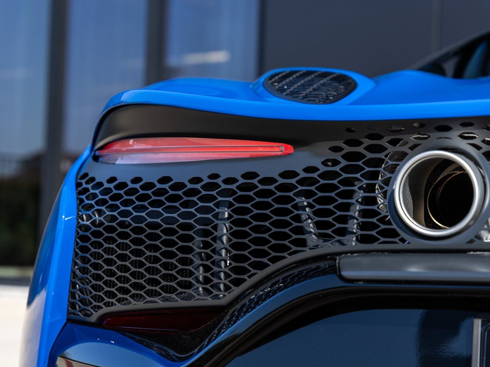 2026 McLaren Artura Base