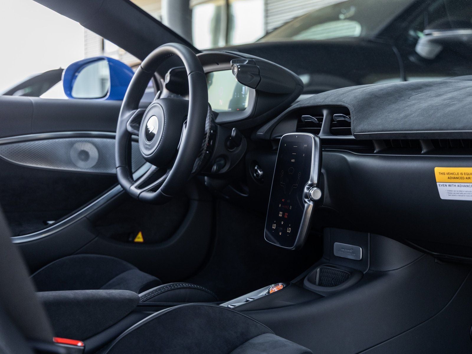 2026 McLaren Artura Base