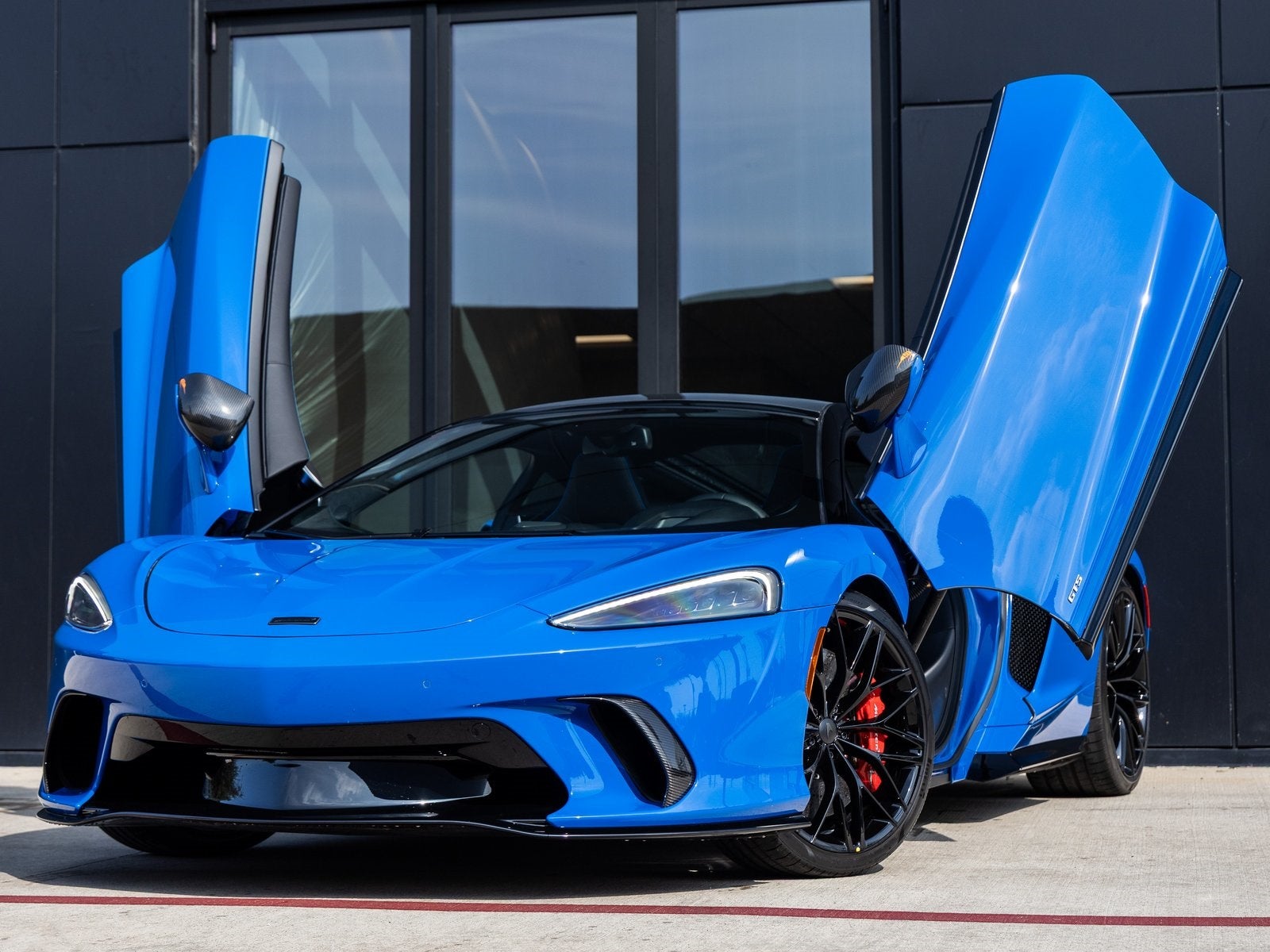 2025 McLaren GTS Performance