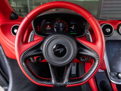 2022 McLaren GT Base