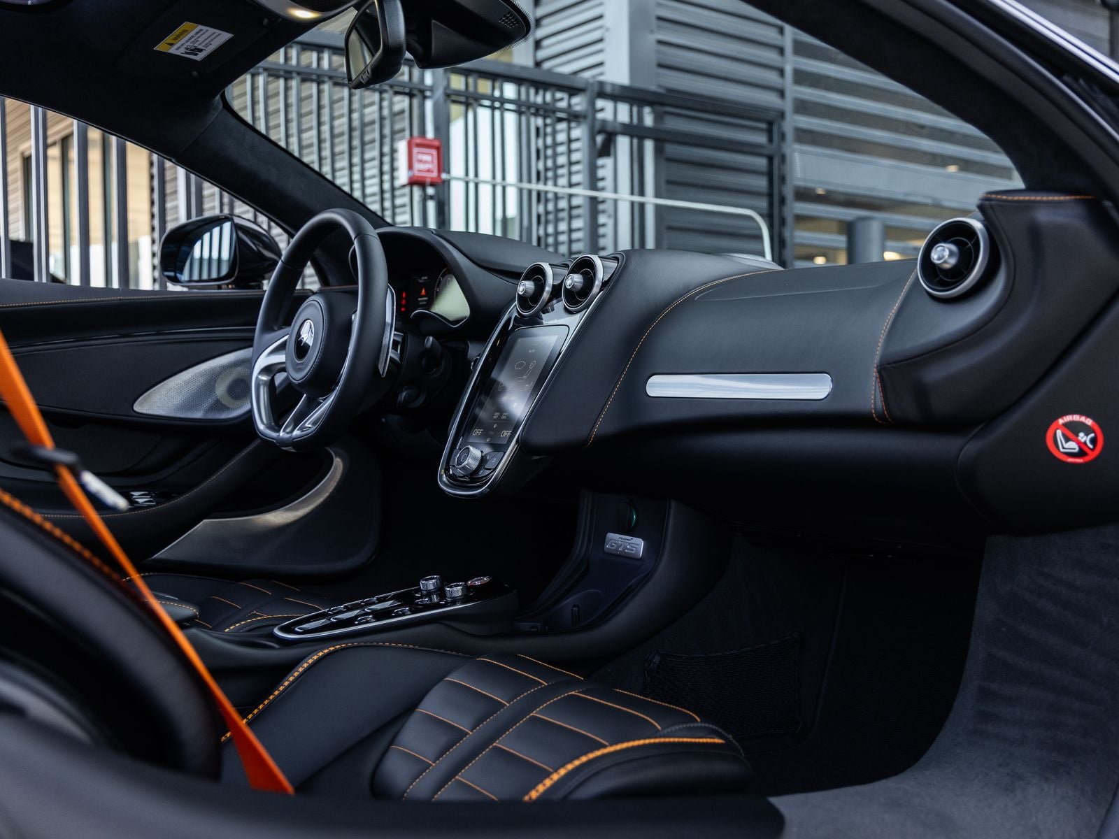 2026 McLaren GTS Base