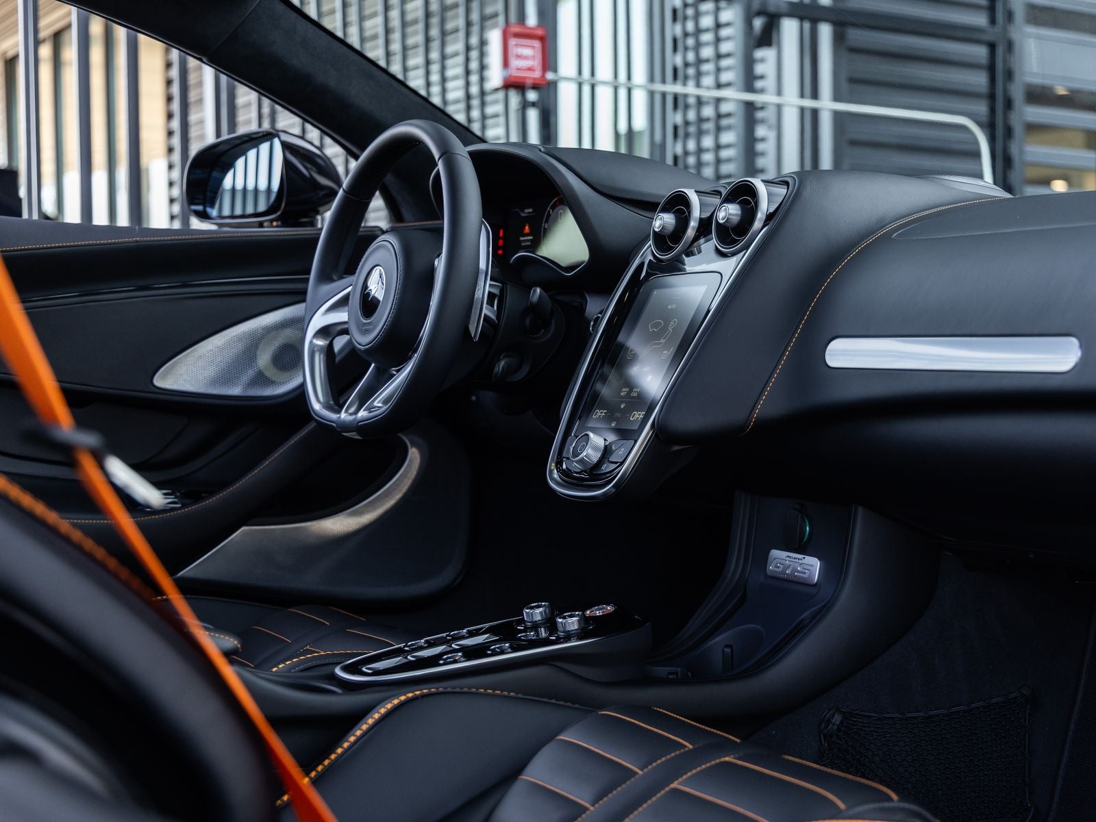 2026 McLaren GTS Base