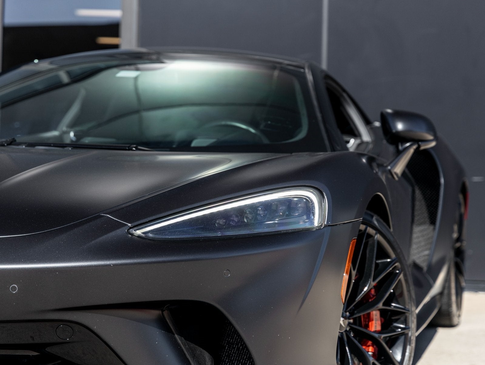 2022 McLaren GT Base