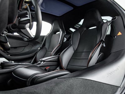 2022 McLaren GT Base