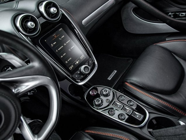 2022 McLaren GT Base