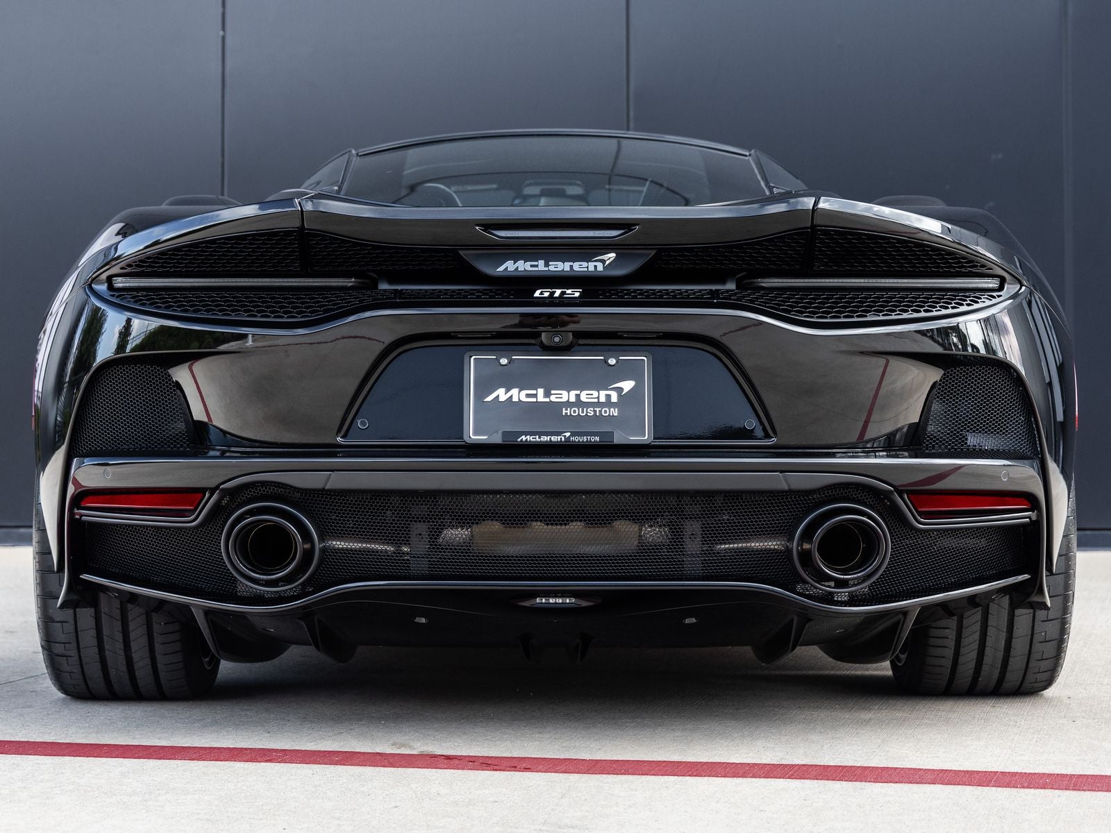 2026 McLaren GTS Base