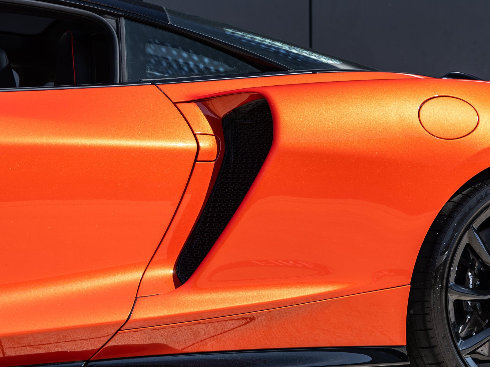 2027 McLaren GTS Base