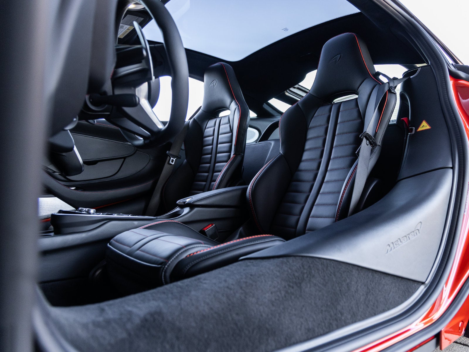 2027 McLaren GTS Base