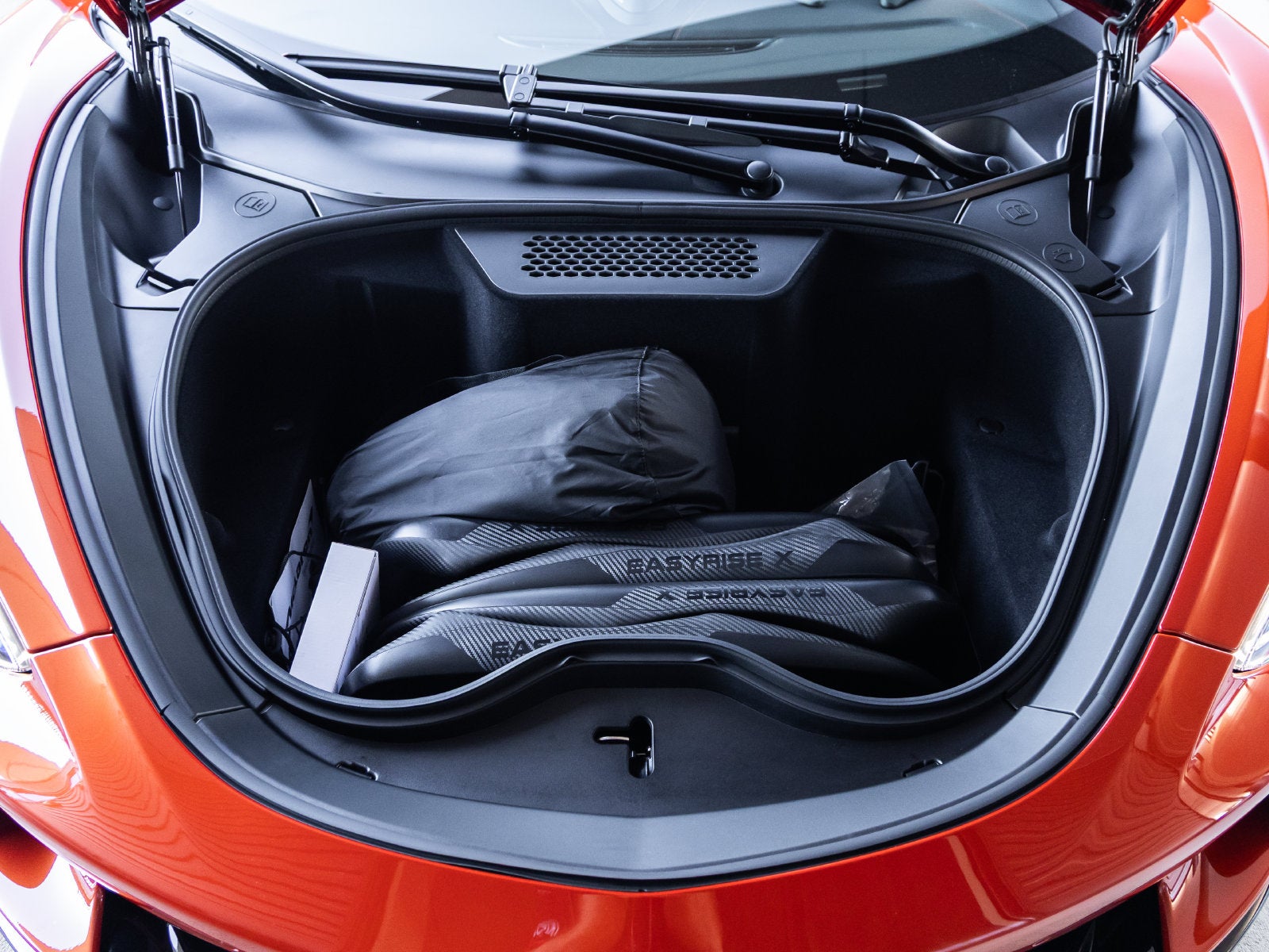 2027 McLaren GTS Base