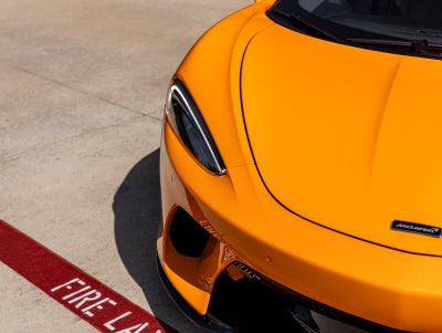 2022 McLaren GT Base