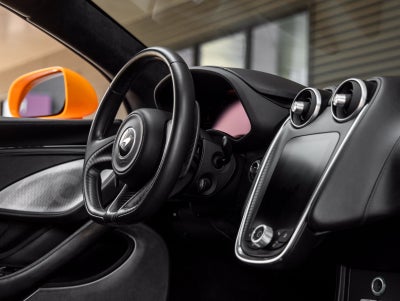 2022 McLaren GT Base
