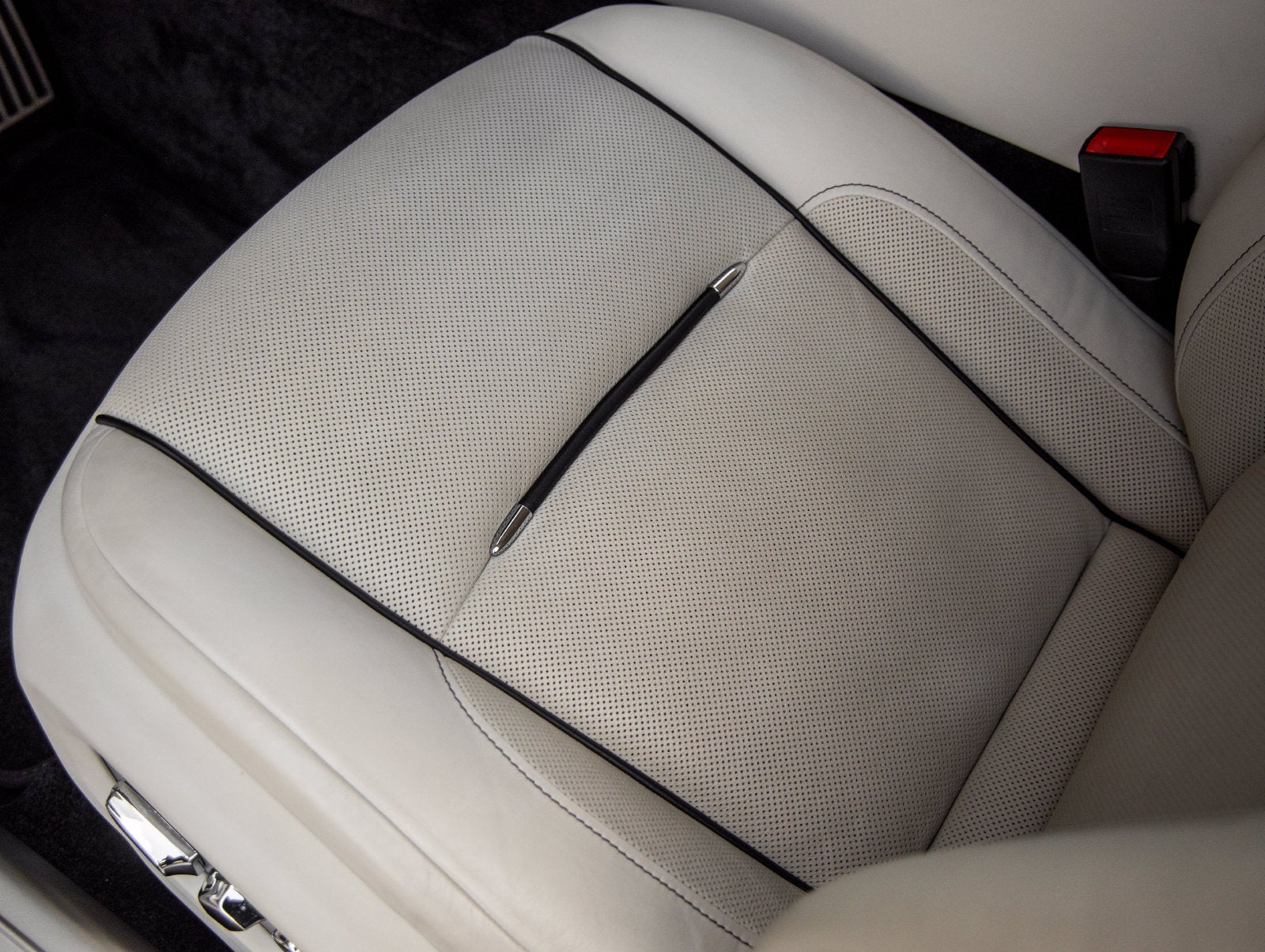 2018 Rolls-Royce Wraith Base