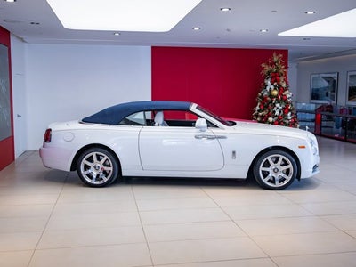 2018 Rolls-Royce Dawn Base