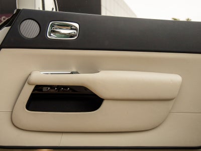 2018 Rolls-Royce Dawn Base
