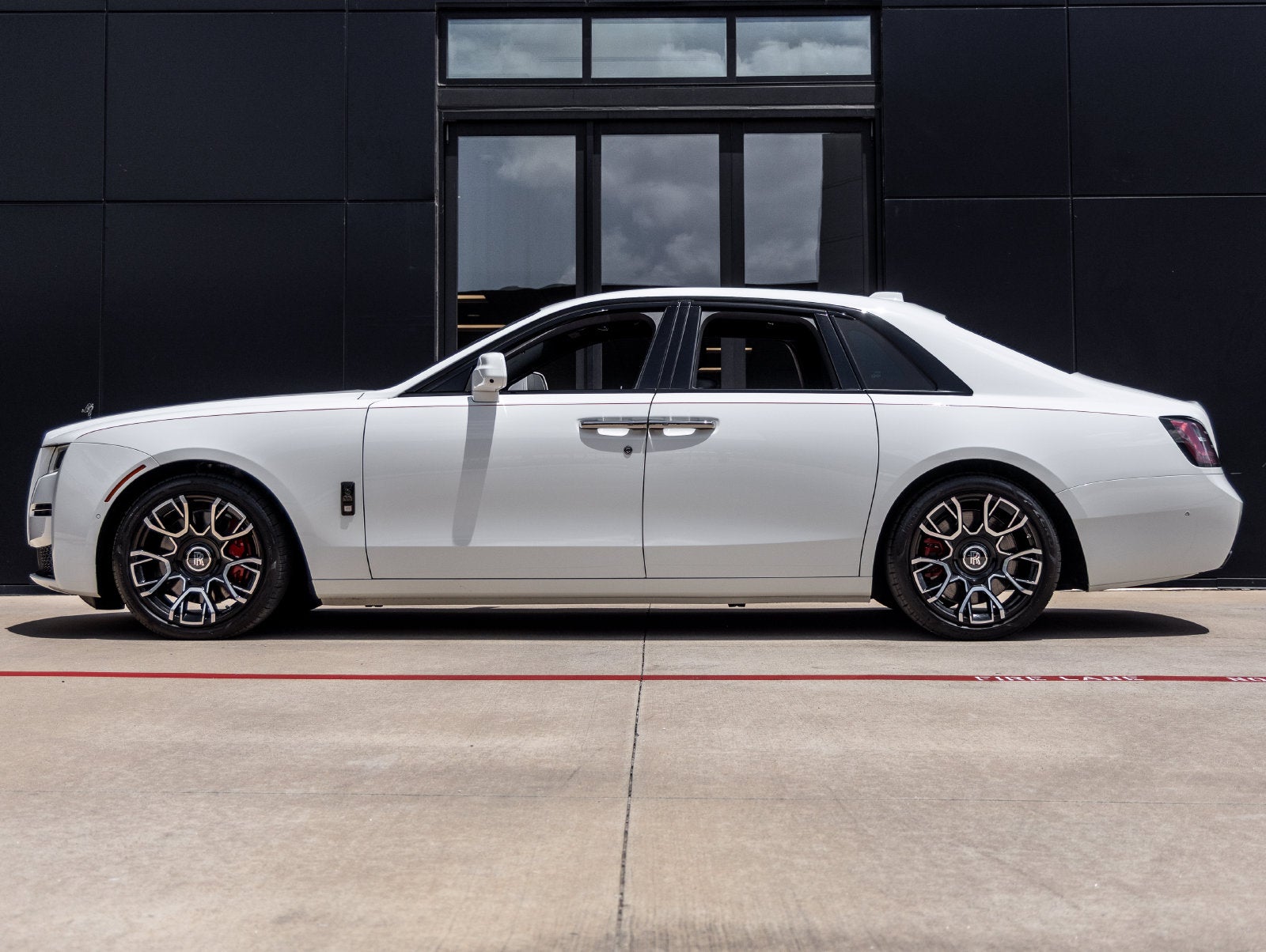 2023 Rolls-Royce Ghost Base