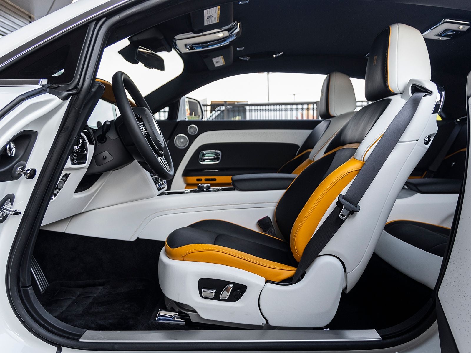 2024 Rolls-Royce Spectre 