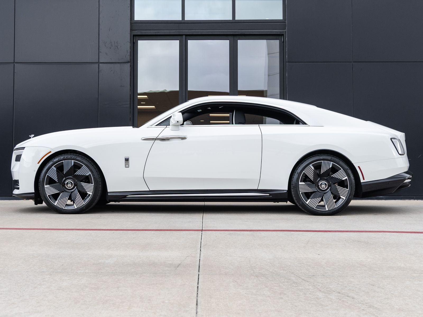2026 Rolls-Royce Spectre 
