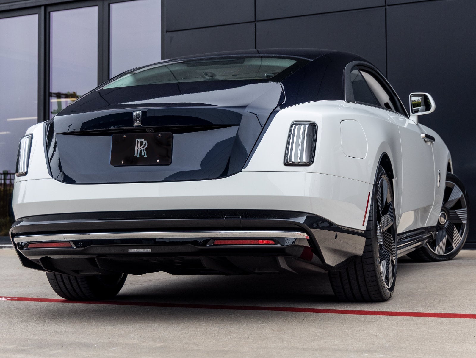 2026 Rolls-Royce Spectre Base