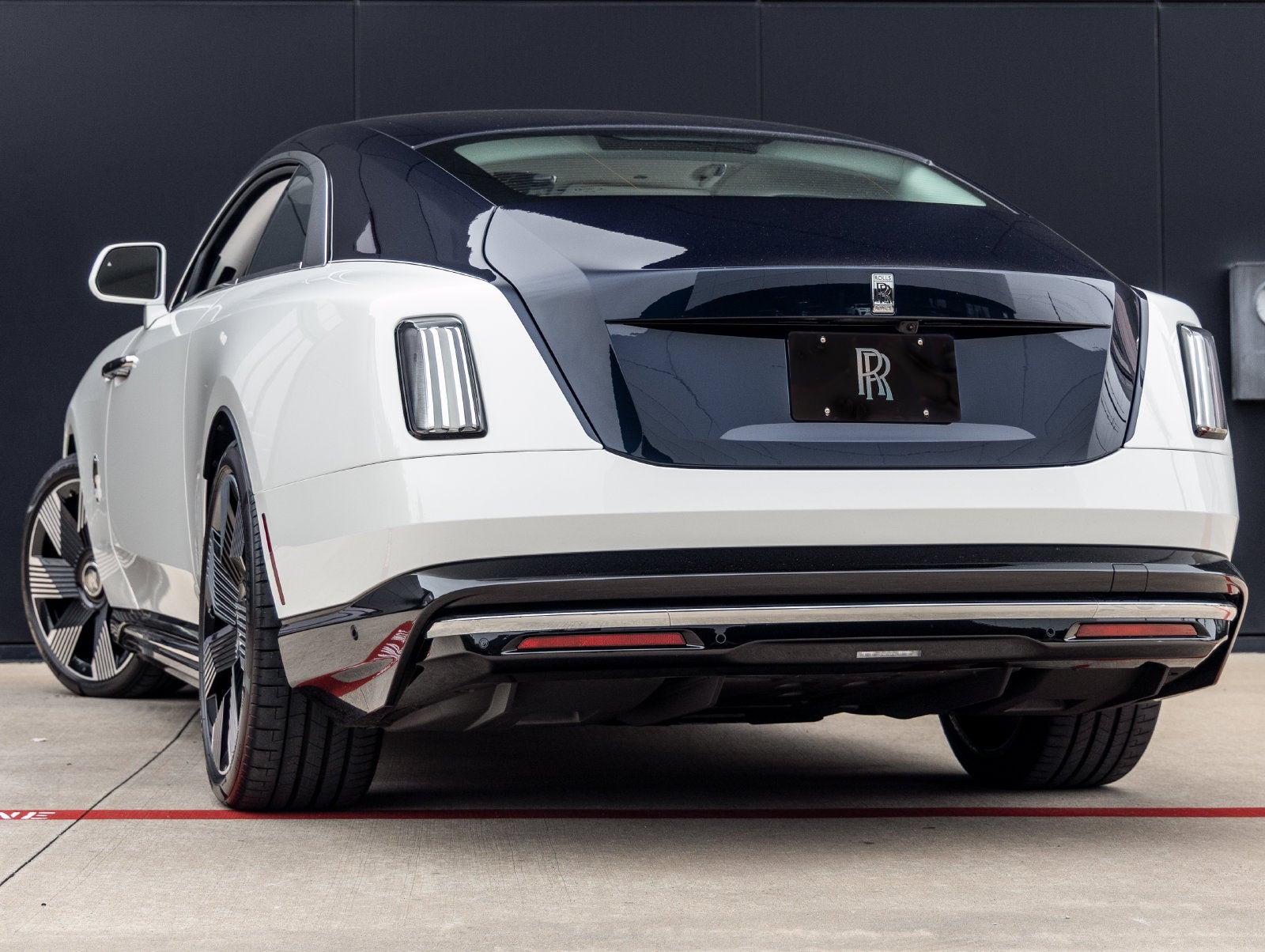 2026 Rolls-Royce Spectre Base