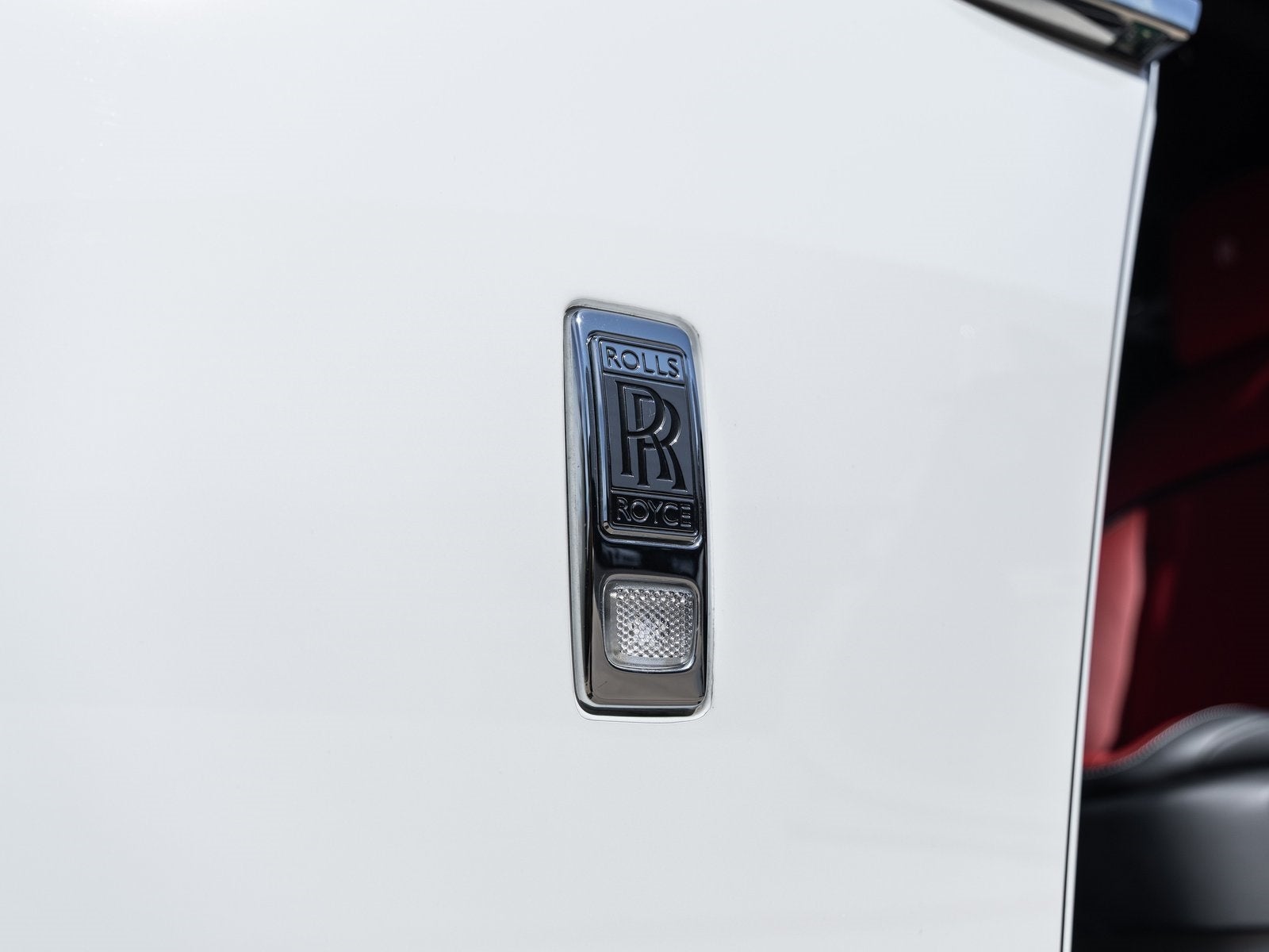 2024 Rolls-Royce Spectre Base