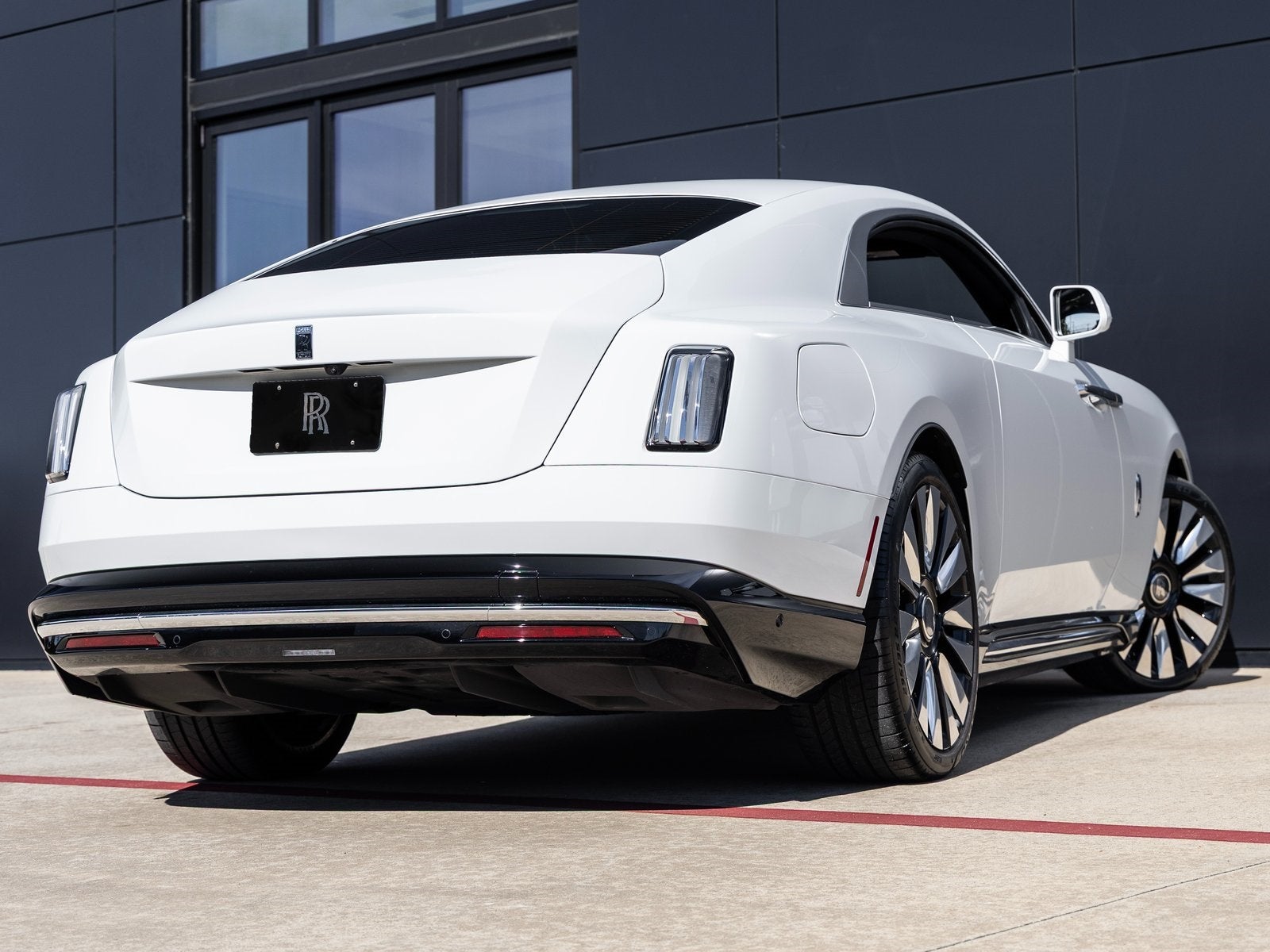 2024 Rolls-Royce Spectre Base