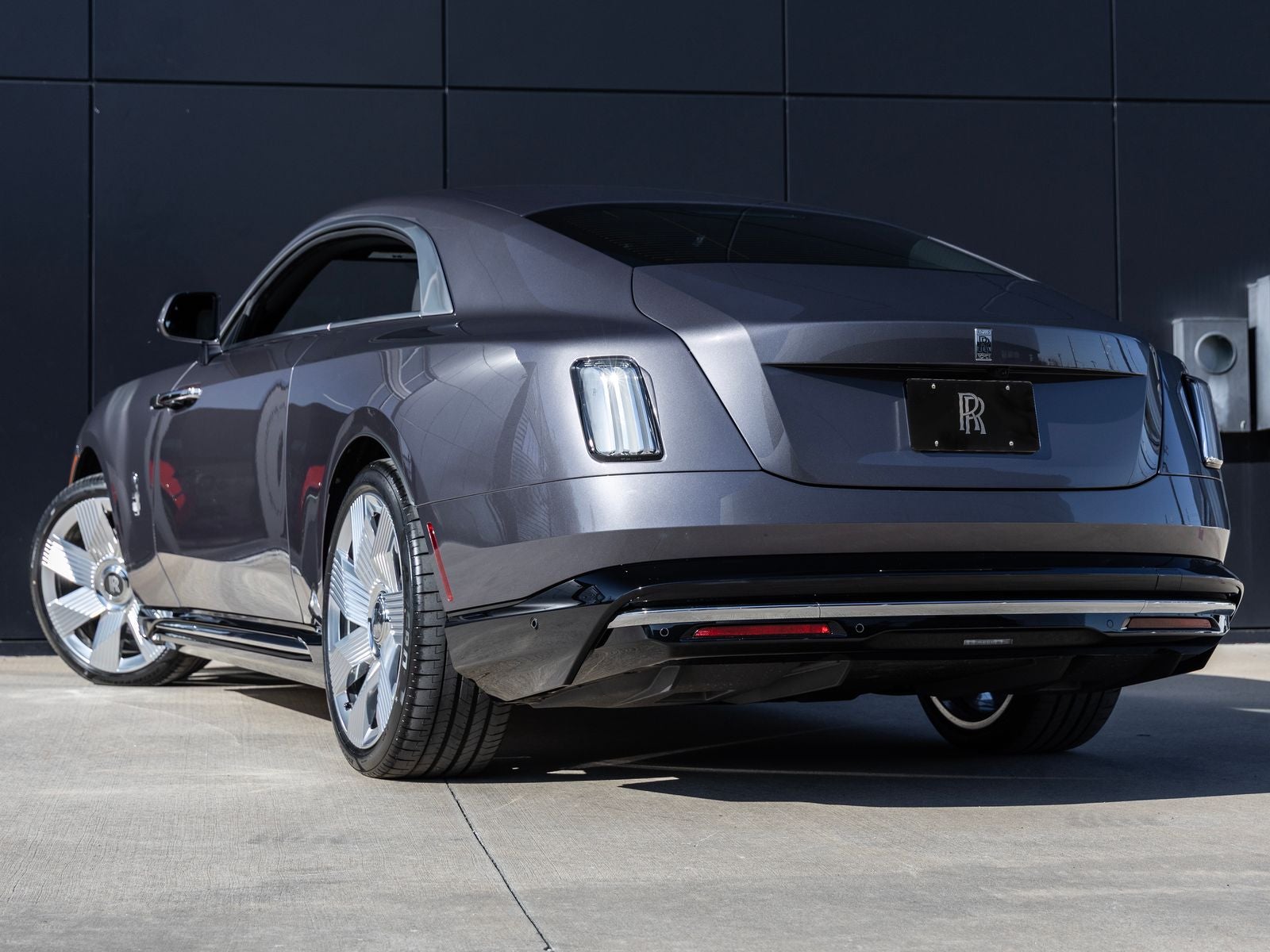 2025 Rolls-Royce Spectre 