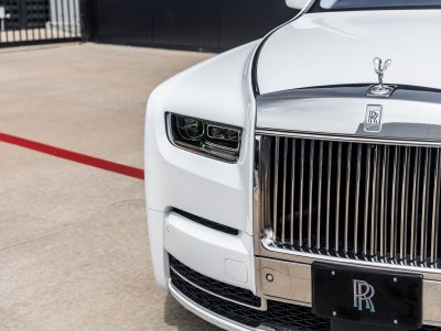 2023 Rolls-Royce Phantom Base