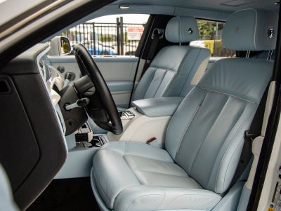 2023 Rolls-Royce Phantom Base