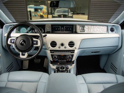 2023 Rolls-Royce Phantom Base
