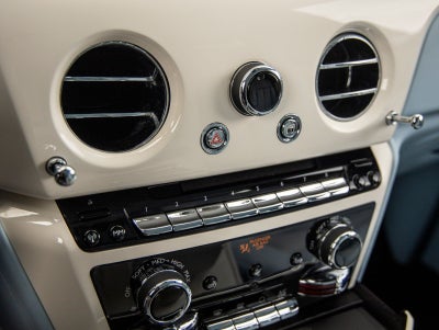 2023 Rolls-Royce Phantom Base