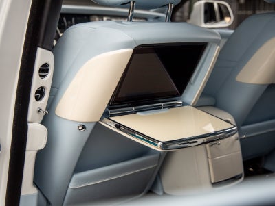 2023 Rolls-Royce Phantom Base
