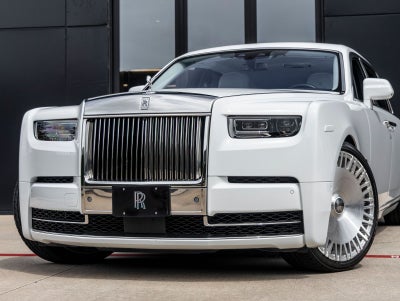 2023 Rolls-Royce Phantom Base