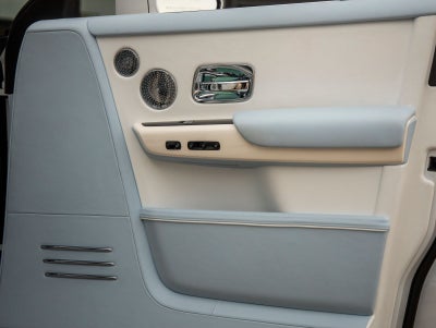 2023 Rolls-Royce Phantom Base